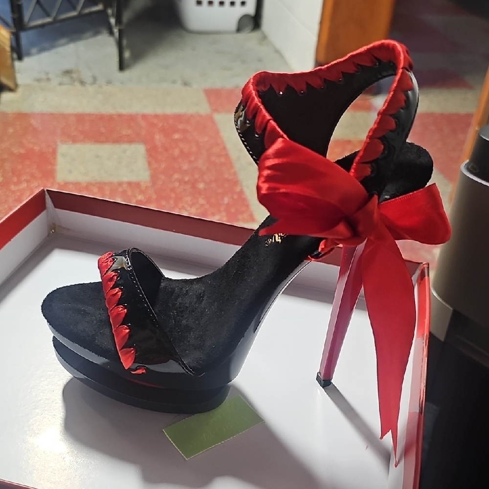 Elegant Red and Black Women's Heels